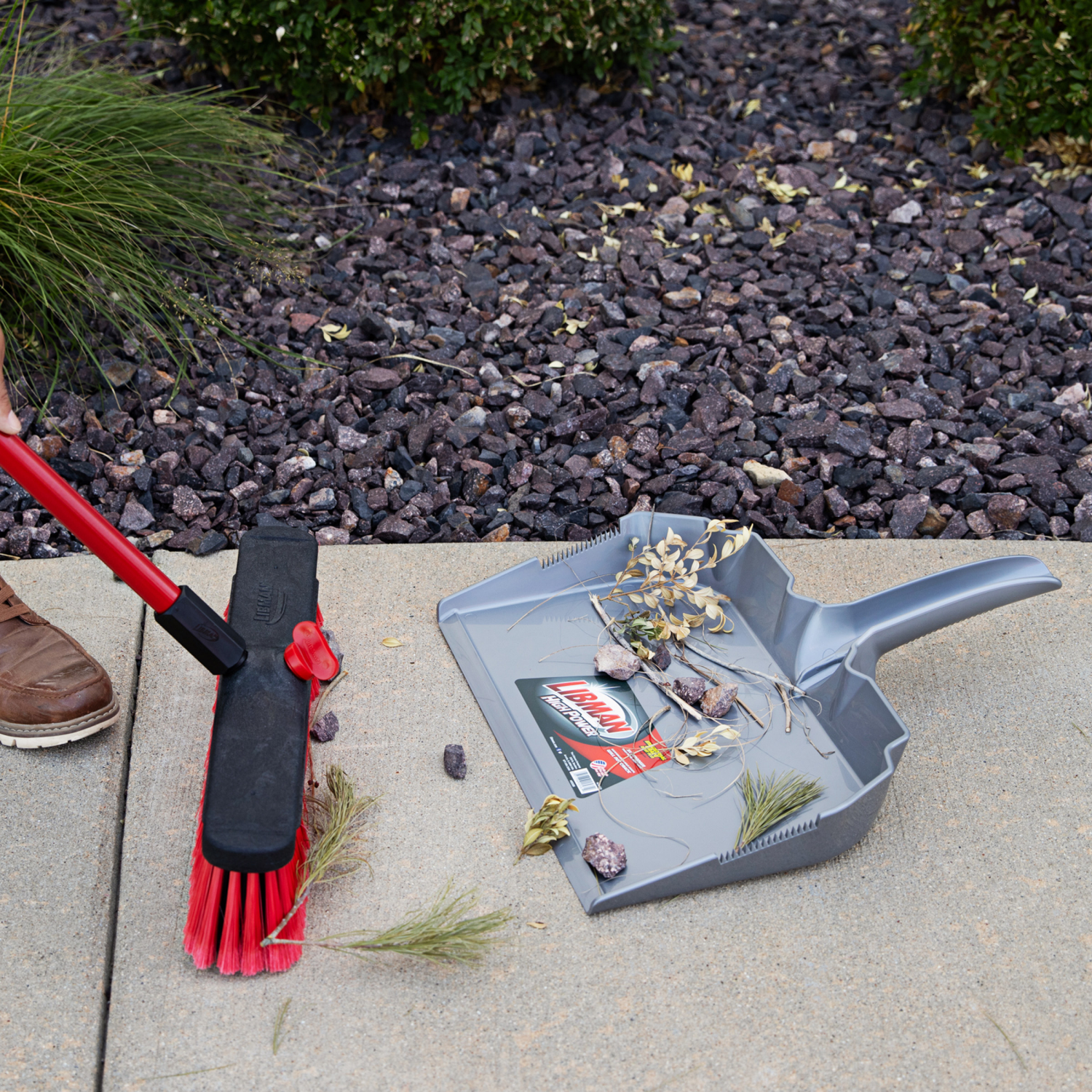 slide 4 of 5, Libman High Power Industrial Strength Dust Pan, 1 ct