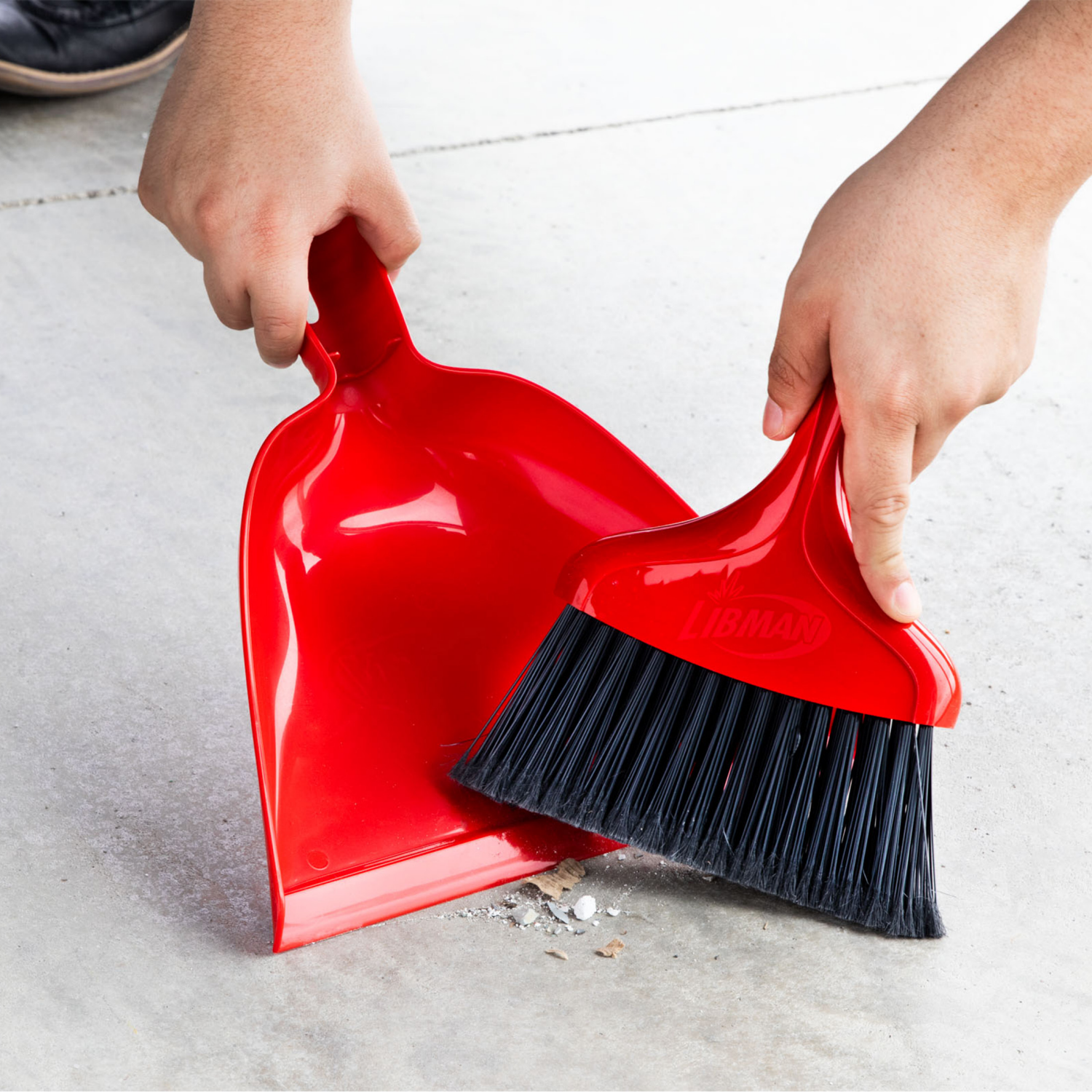 slide 4 of 5, Libman High Power Dust Pan with Whisk Broom, 1 ct