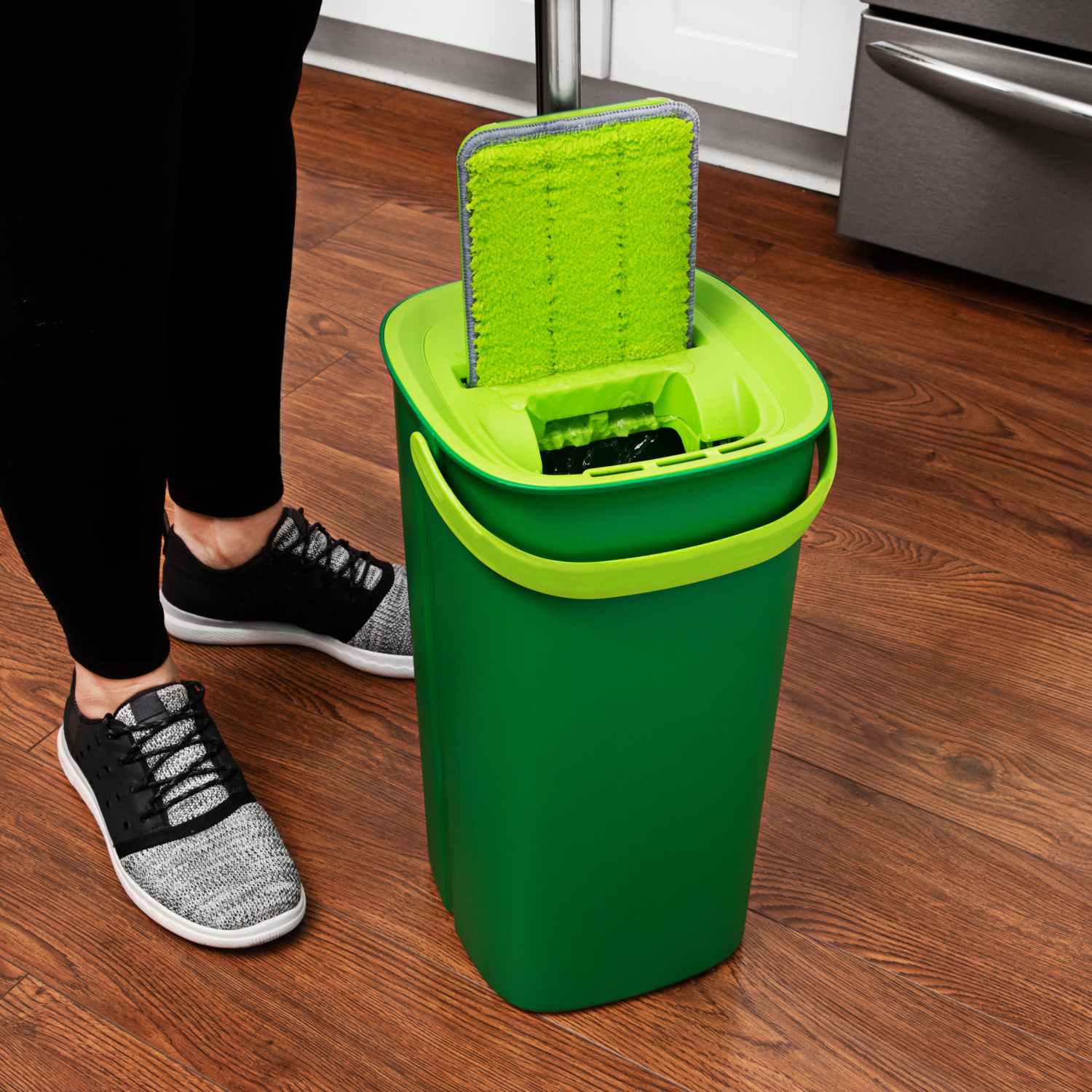 slide 4 of 6, Libman Microfiber Roller Flat Wet Mop with Bucket, 1 ct