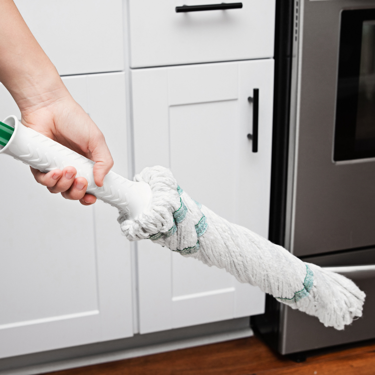 slide 4 of 5, Libman White Tornado Twist Mop, 1 ct