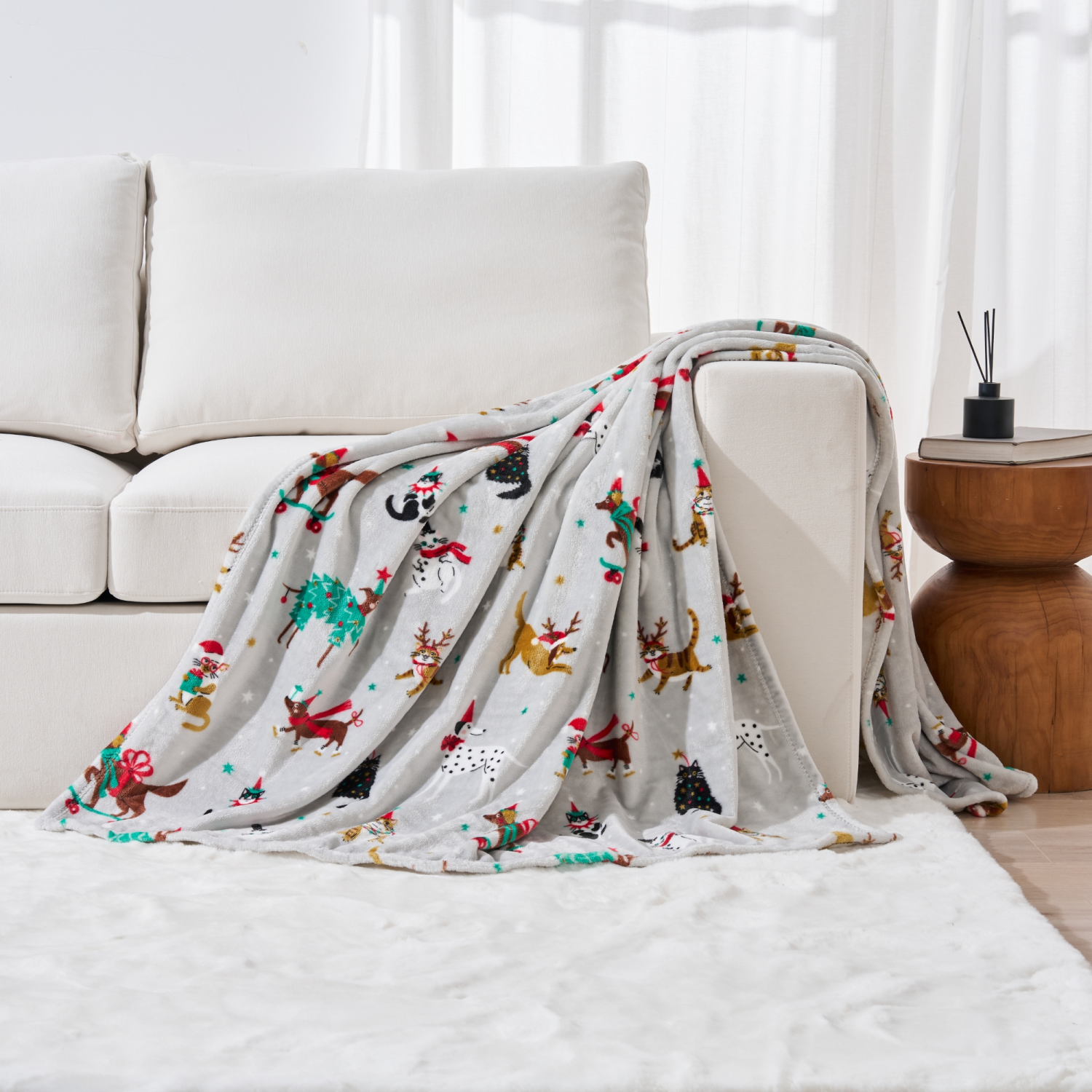 slide 5 of 6, December Home Pets Plush Throw, 50 In X 70 In, 50 inx70 in