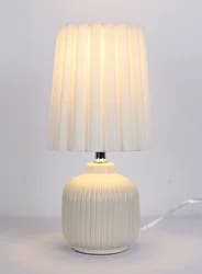 ROOM & RETREAT Rr Scalloped Ceramic Accent Lamp