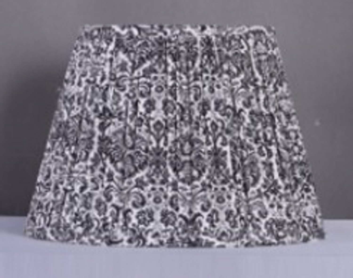 slide 1 of 1, ROOM & RETREAT Rr Printed Soft Pleat Shade, 1 ct