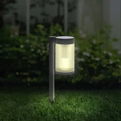 ROOM & RETREAT Solar Filament Pathway Light