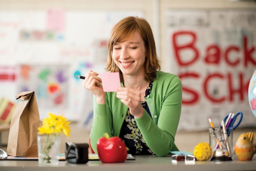 slide 2 of 3, Post-it Apple Pop-Up Note Dispenser, 1 ct