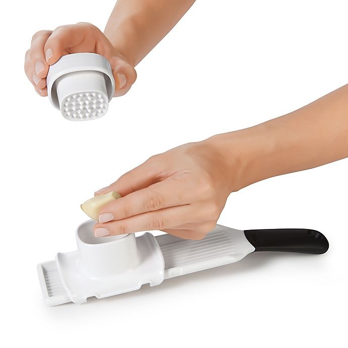 slide 4 of 6, OXO Good Grips Garlic Slicer, 1 ct