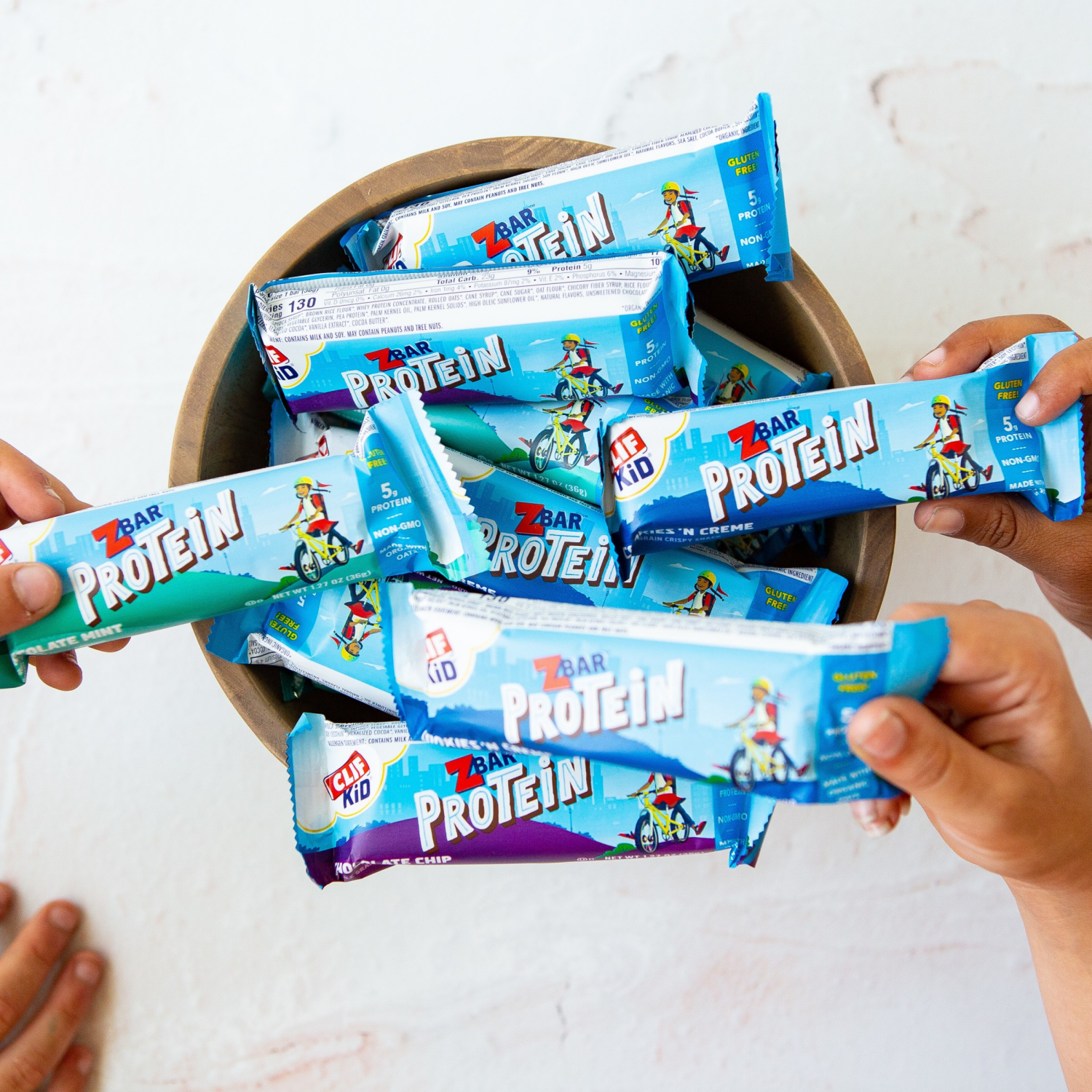 slide 2 of 8, Zbar Protein - Chocolate Chip - Crispy Snack Bars - Made with Organic Oats - Non-GMO - 5g Protein - Gluten Free Protein Bars (5 Pack), 5 ct