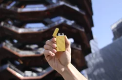 Nomatiq Dual Arc Lighter Gold