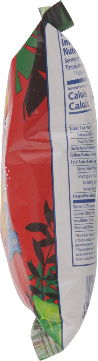 slide 4 of 13, Bigfoot Spicy Cheese Flavoured Corn Snack 0.8 oz, 0.8 oz