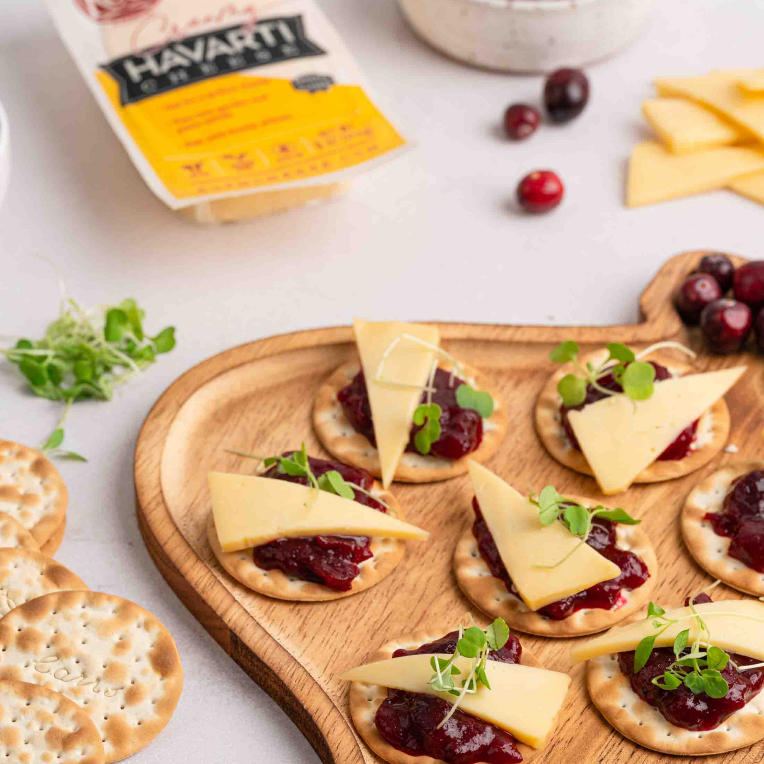 slide 5 of 5, Roth Cheese Original, 6 oz