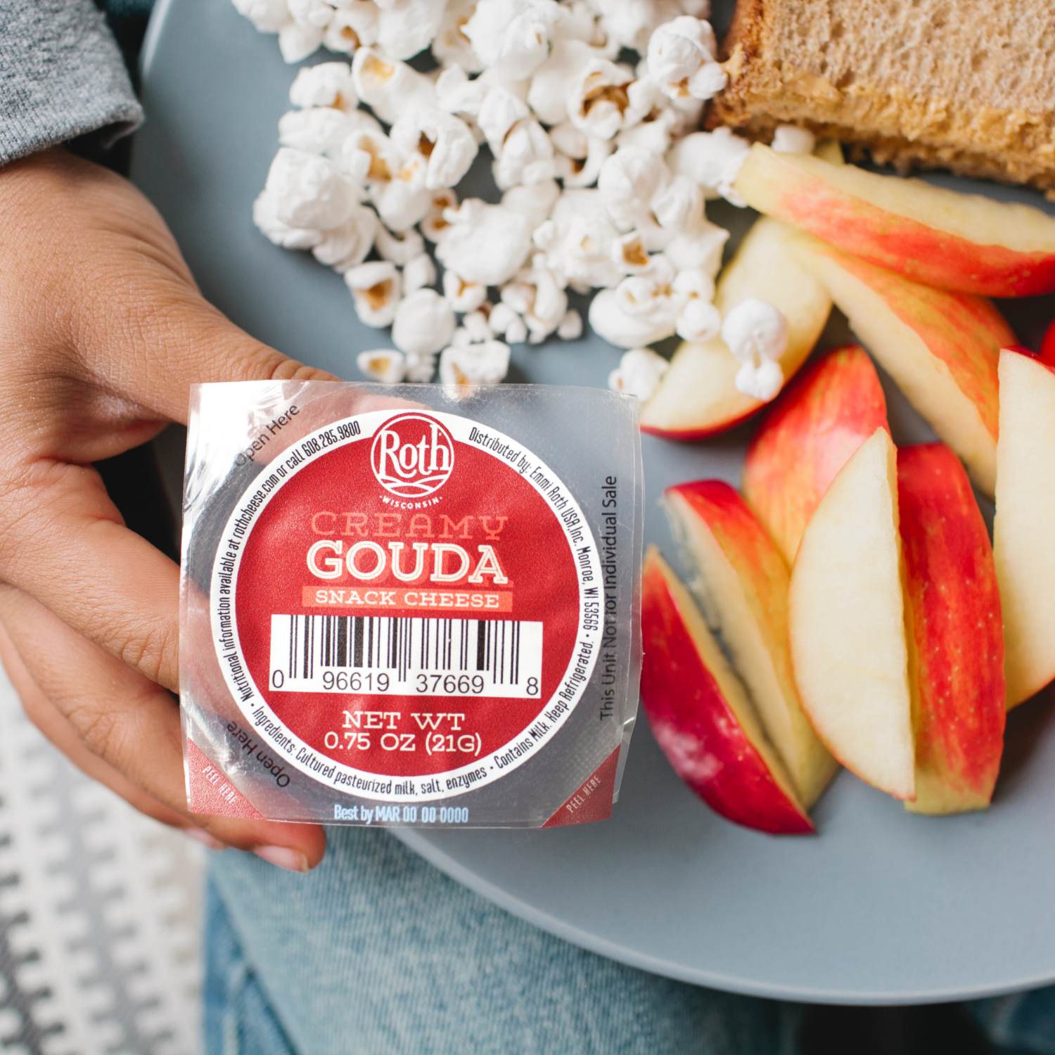 slide 5 of 5, Roth Snack Cheese, Natural, Creamy Gouda, 6 ct