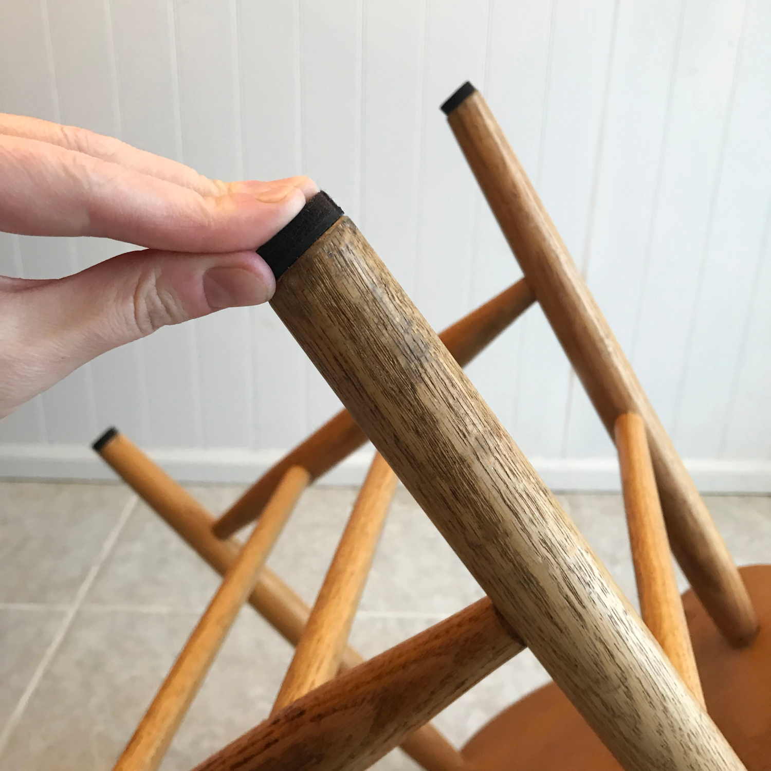 slide 4 of 5, Super Sliders with Gorilla Glue 1" Brown Round Felt Pads - 16 Pack, 16 ct