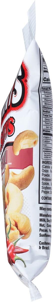 slide 4 of 14, GIANTS Sweet Thai Chili Mega Cashews 4 oz, 4 oz