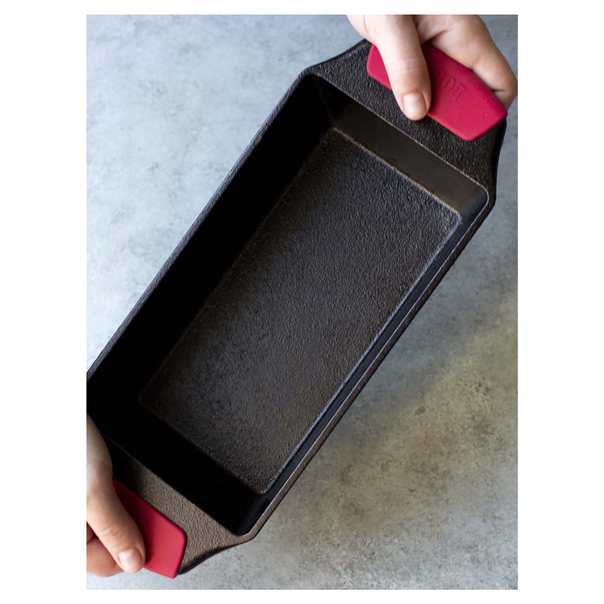 slide 2 of 2, Lodge Silicone Bakeware Grips, Set of 2, 2 ct