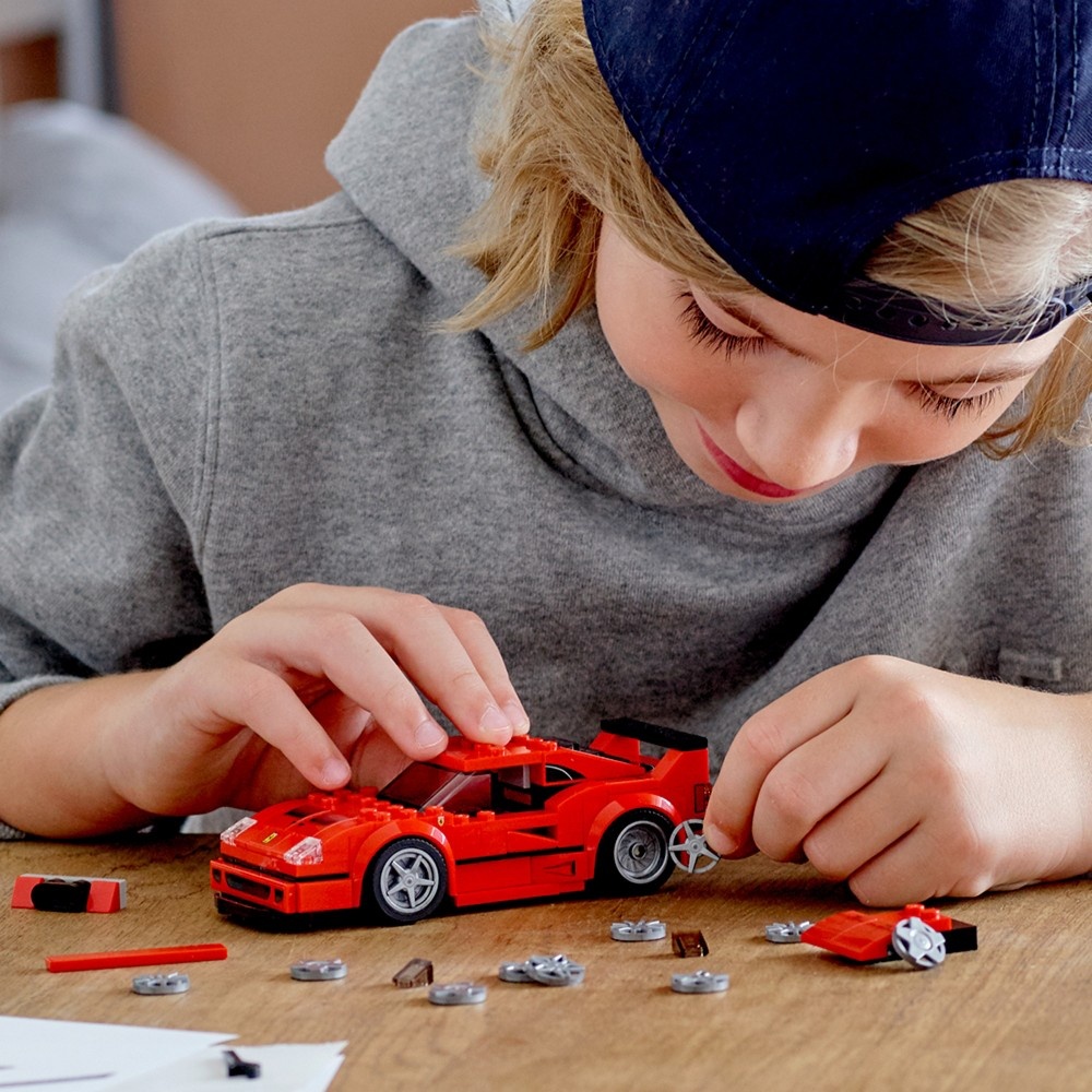 slide 3 of 7, LEGO Speed Champions Ferrari F40 Competizione 75890, 1 ct