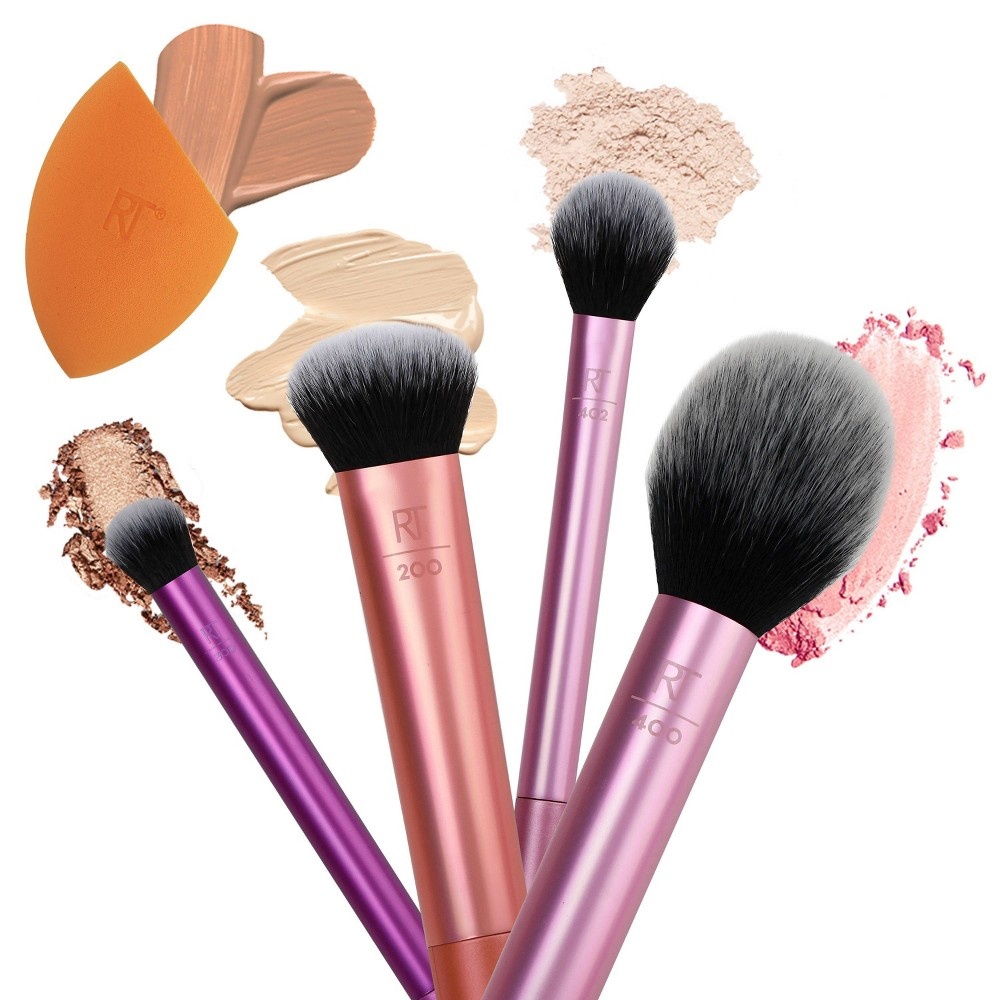 slide 6 of 6, Real Techniques Everyday Essentials Makeup Brush Kit, 5 ct