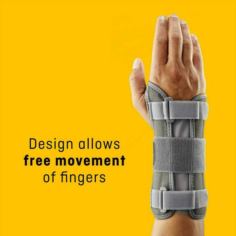 slide 5 of 8, FUTURO Deluxe Wrist Stabilizer - Right Hand, 1 ct