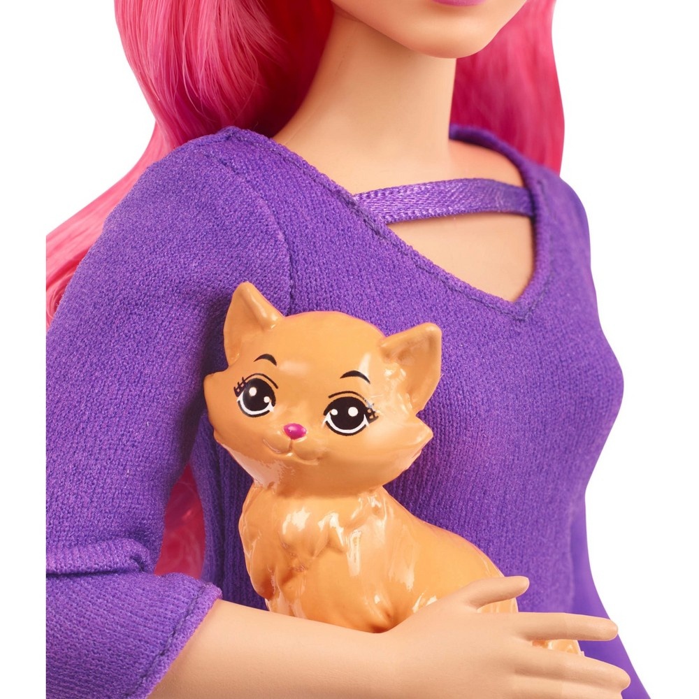 slide 6 of 8, Barbie Daisy Travel Doll & Kitten Playset, 1 ct