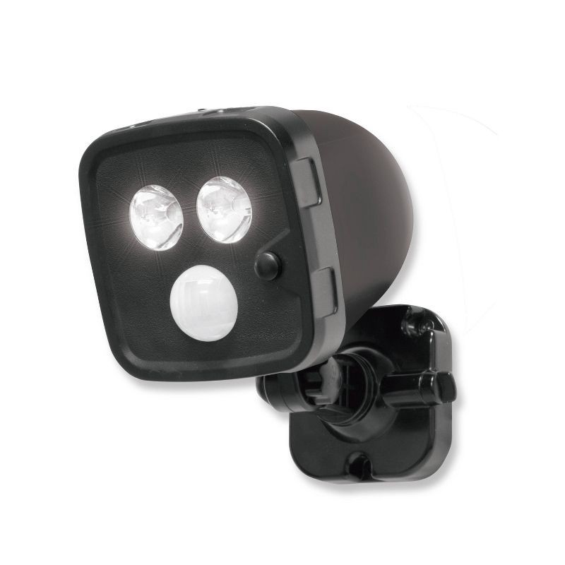 slide 6 of 8, Energizer 300 Lumens LED Motion Sensing Spotlight Landscape Ground Lights Black, 1 ct