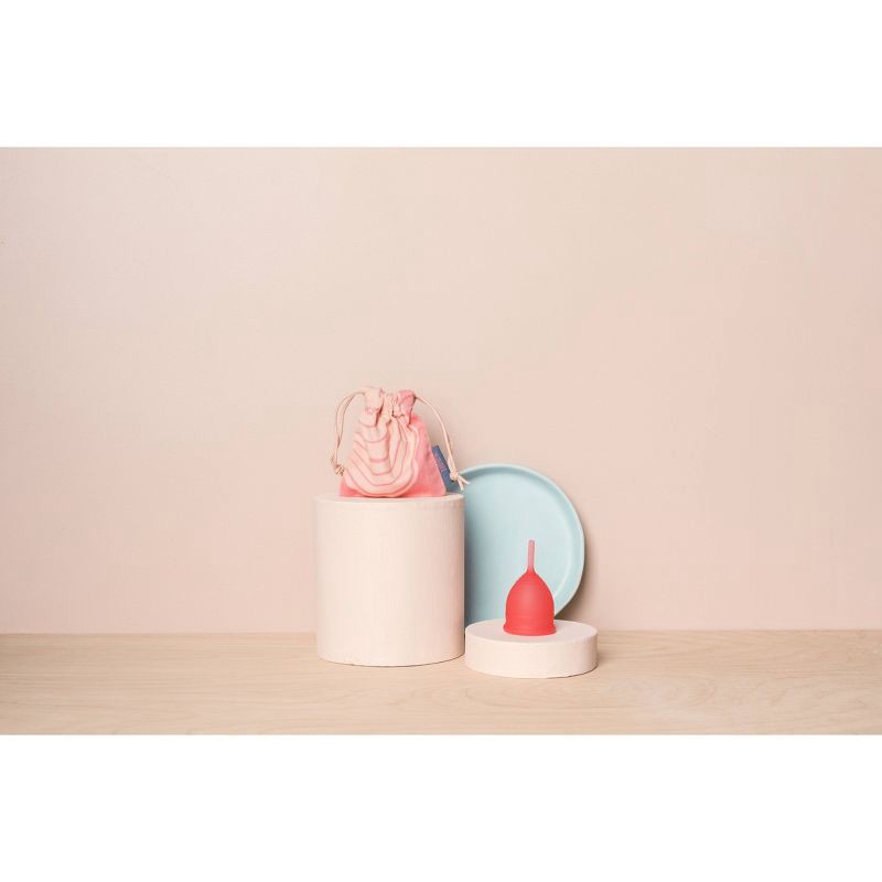 slide 4 of 5, Saalt Menstrual Cup - Himalayan Pink - Small, 1 ct