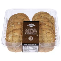 First Street Fs Prem White Choc Macadamia Nut Gourmet Cookie