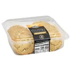 First Street Fs Prem White Choc Macadamia Nut Gourmet Cookie