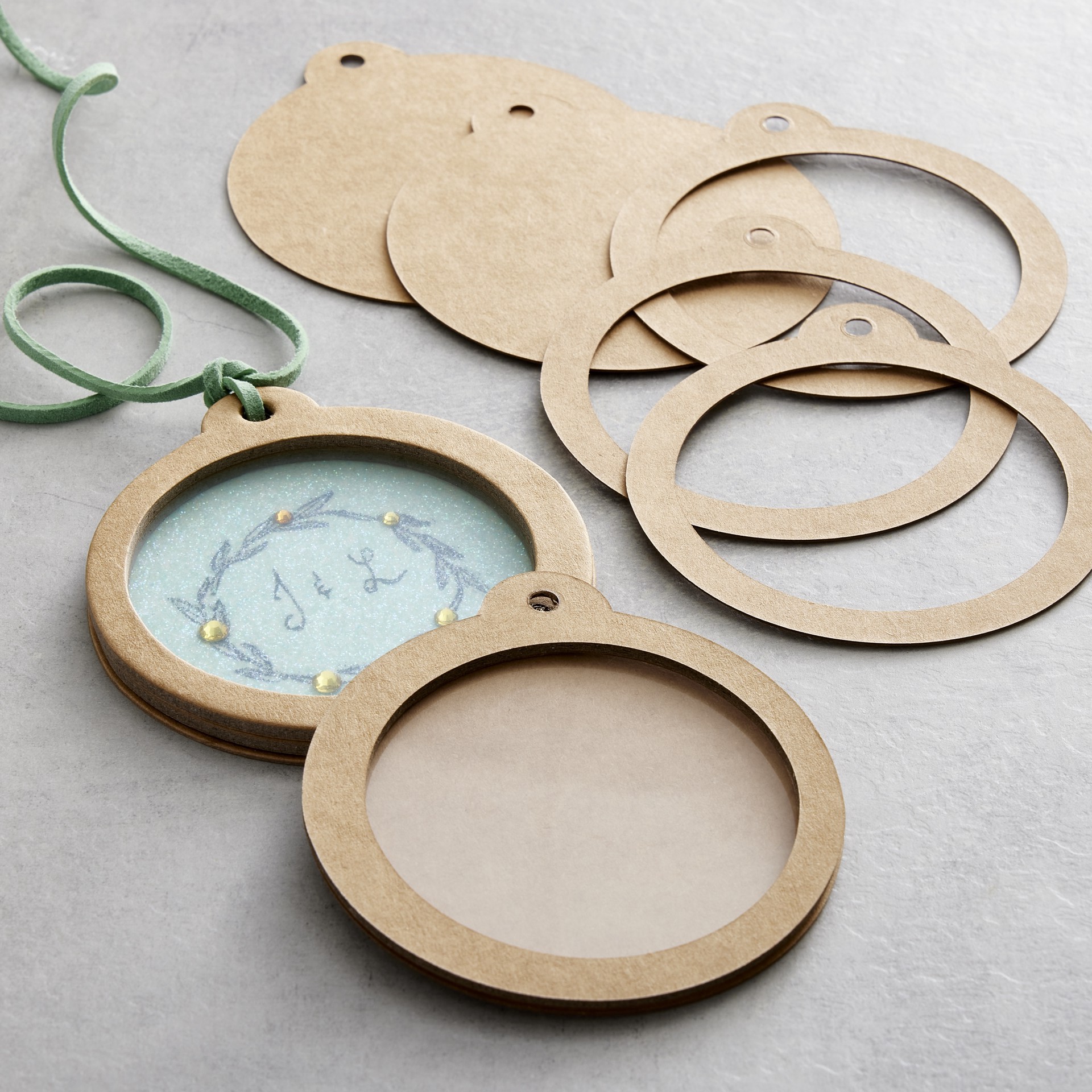 slide 8 of 9, Round Shaker Tags Kit By Recollections, 3.2 in x 3.5 in