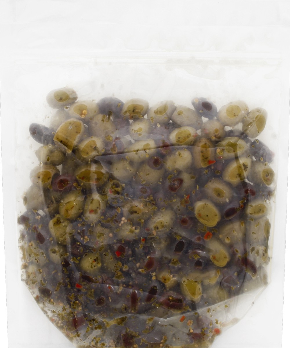 slide 2 of 4, DeLallo Olive 1 ea, 1 ct