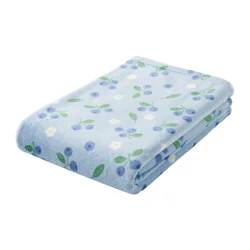 Havenstay Printed Plush Throw Blueberries, 50 In X 70 In