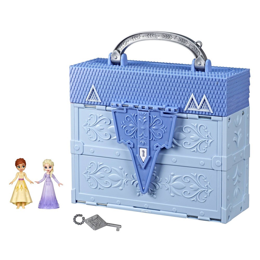 slide 3 of 7, Disney Frozen 2 Pop Adventures Arendelle Castle Playset With Handle, 1 ct