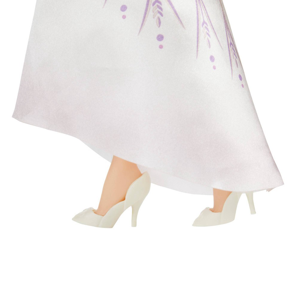 slide 3 of 10, Disney Frozen 2 Anna and Elsa Fashion Doll Set (Target Exclusive), 1 ct