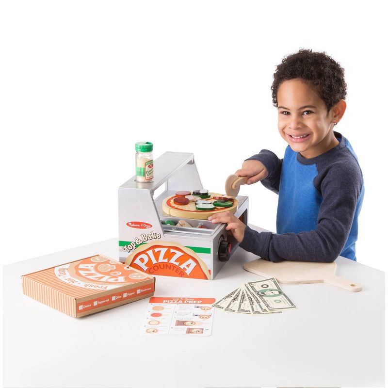 Melissa & Doug Wooden and Felt Pizza Play Set (41 Pieces) 