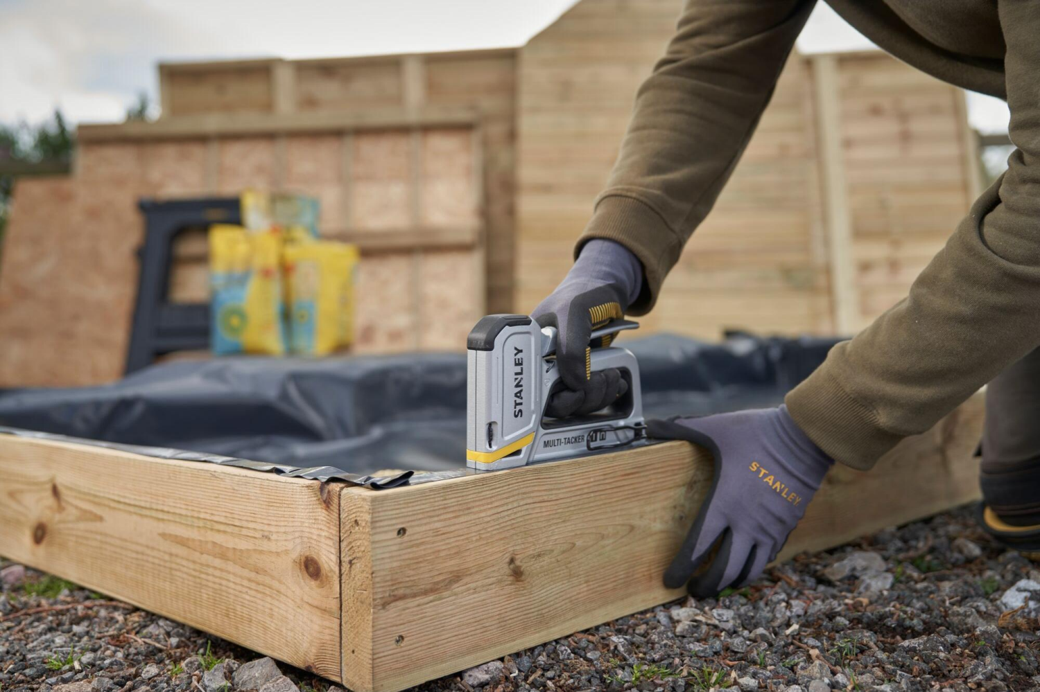 slide 4 of 4, STANLEY 2 in 1 Sharp Shooter Heavy Duty Aluminum Staple Gun 1 Each, 1 ct