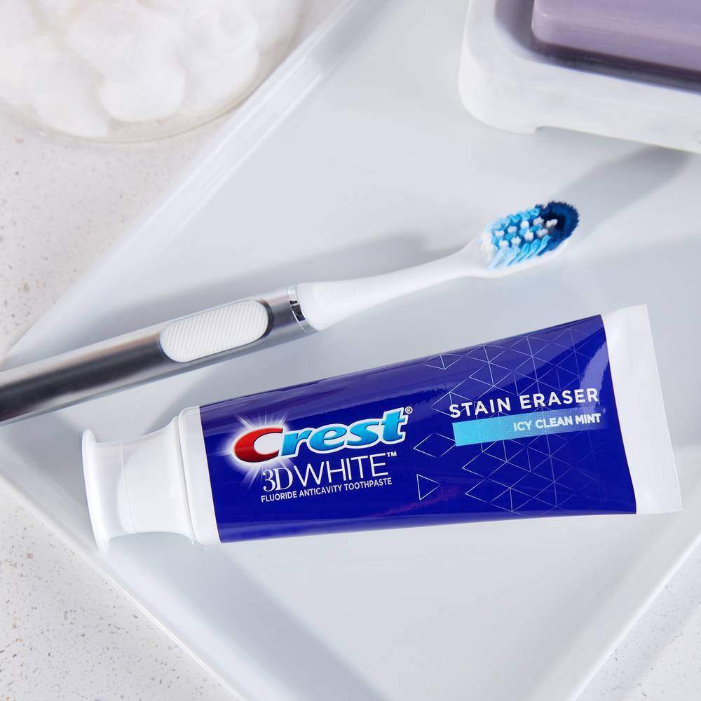 slide 6 of 7, Crest 3D White Stain Eraser Icy Clean Mint Teeth Whitening Toothpaste - 3.1oz, 3.1 oz