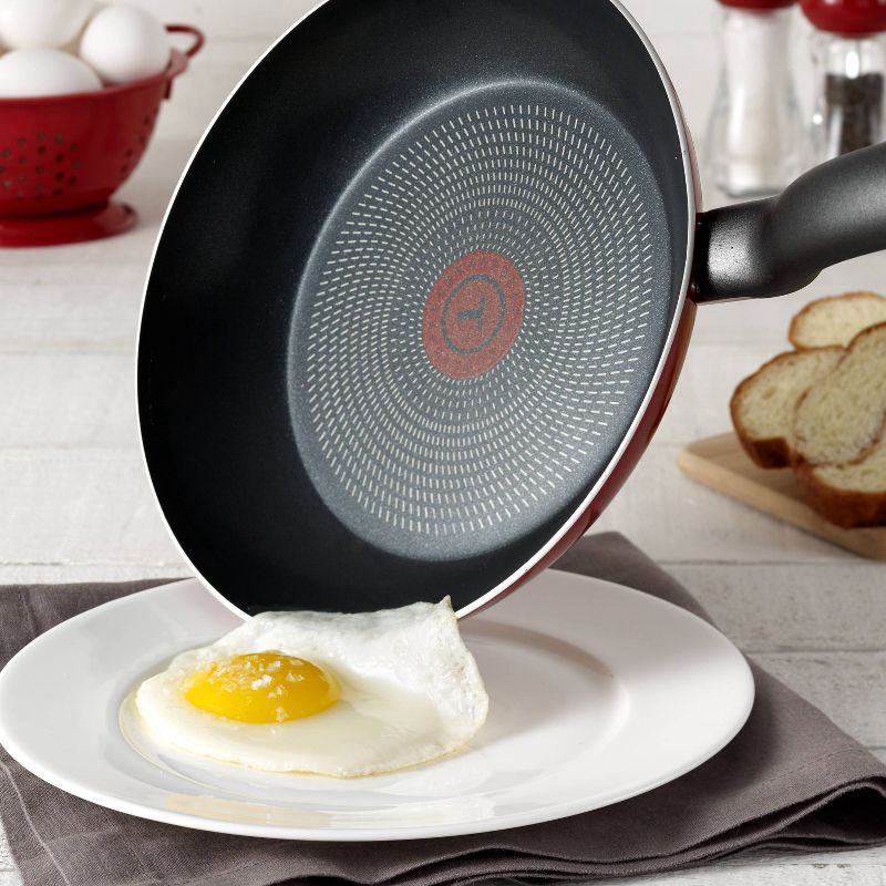 Red 10 & 8 Nonstick Fry Pan Set