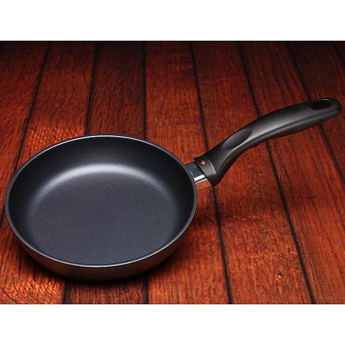 slide 2 of 2, Swiss Diamond Nonstick Fry Pan, 7 in