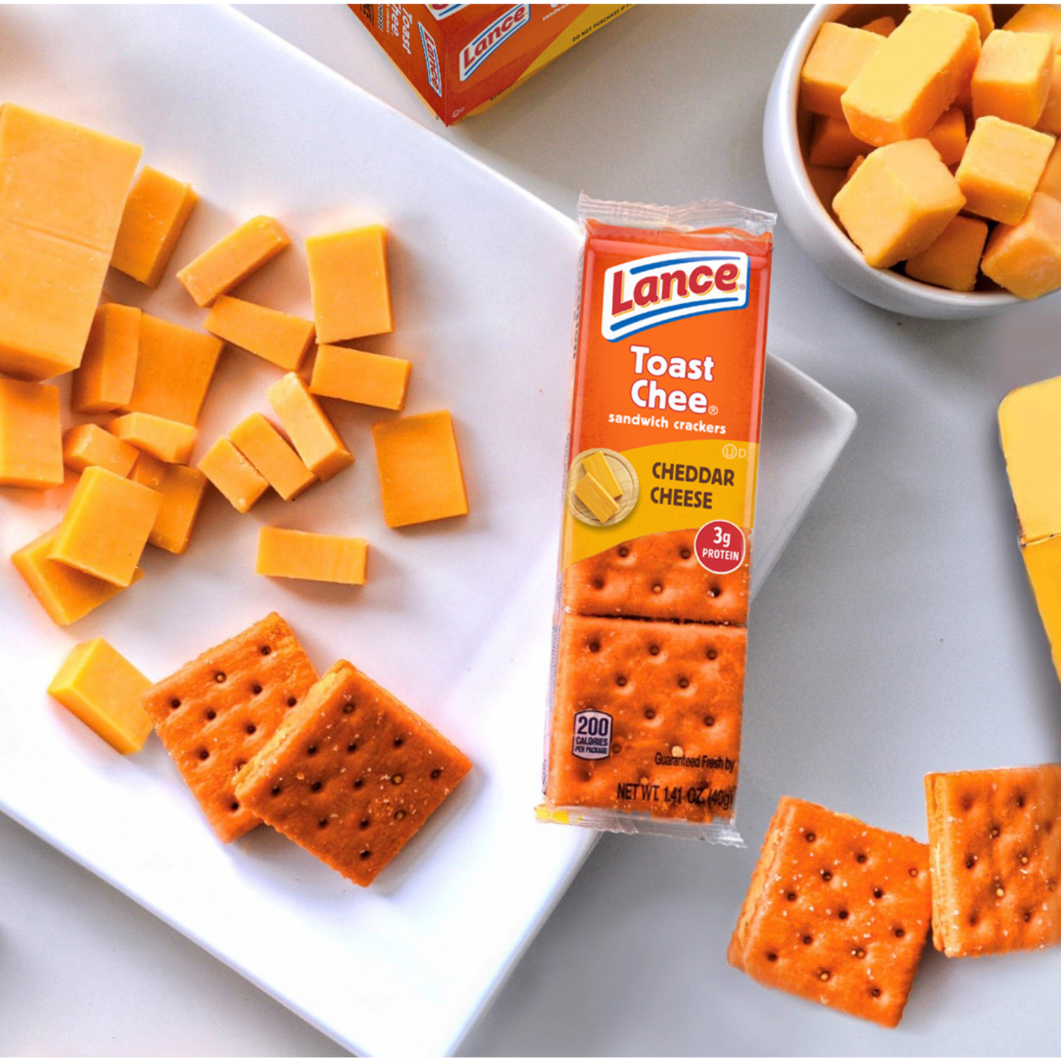 slide 8 of 8, Lance ToastChee Cheddar Sandwich Crackers, 28.200 oz