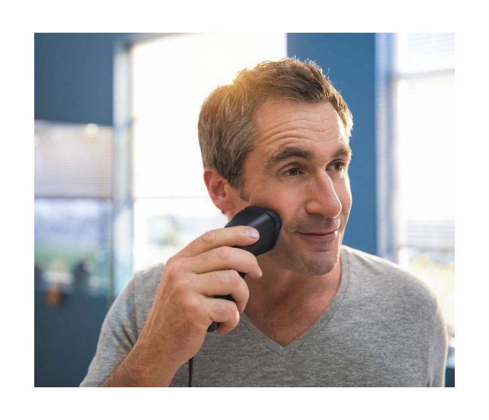 slide 4 of 10, Philips Norelco Men's Electric Shaver - S1015/81, 1 ct