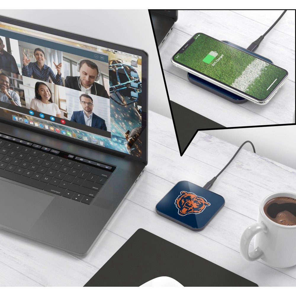 slide 3 of 3, NFL Chicago Bears Wireless Charging Pad, 1 ct