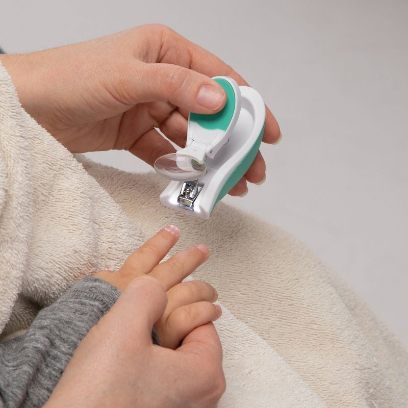 slide 6 of 8, Safety 1st Light Zoom Nail Clippers, 1 ct