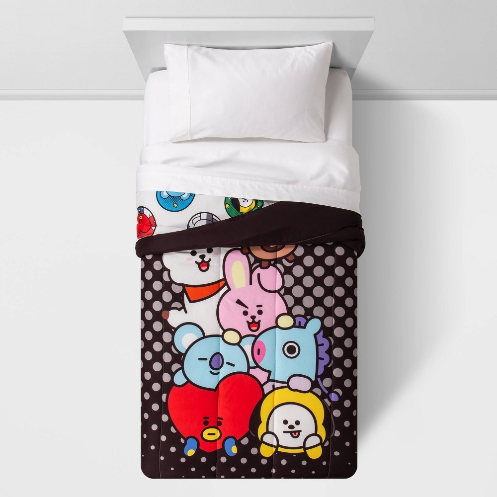 slide 2 of 4, Twin Line Friends BT21 Pyramid Reversible Comforter, 1 ct