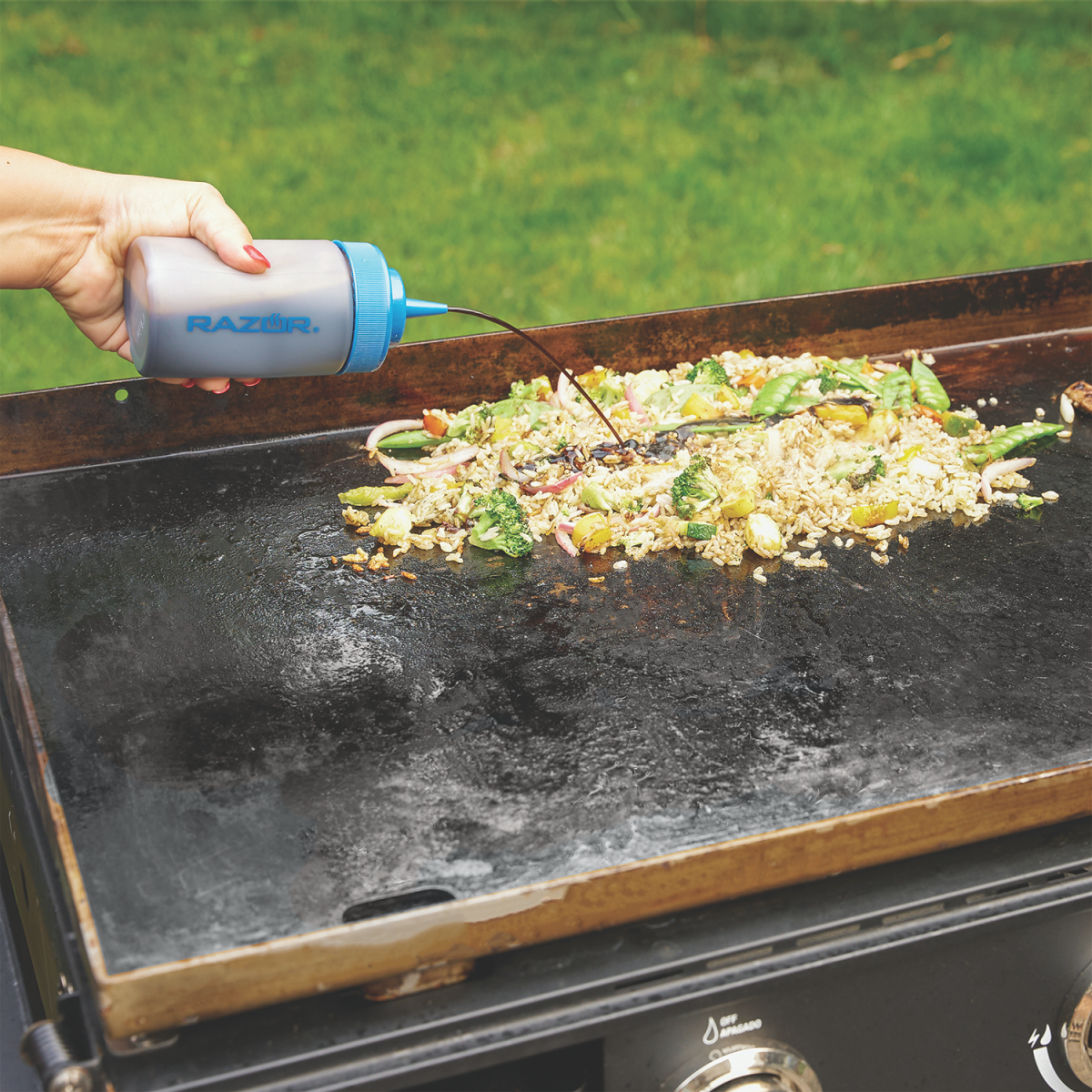 slide 5 of 6, Razor Squeeze Bottle Set of 2, 6.5 in