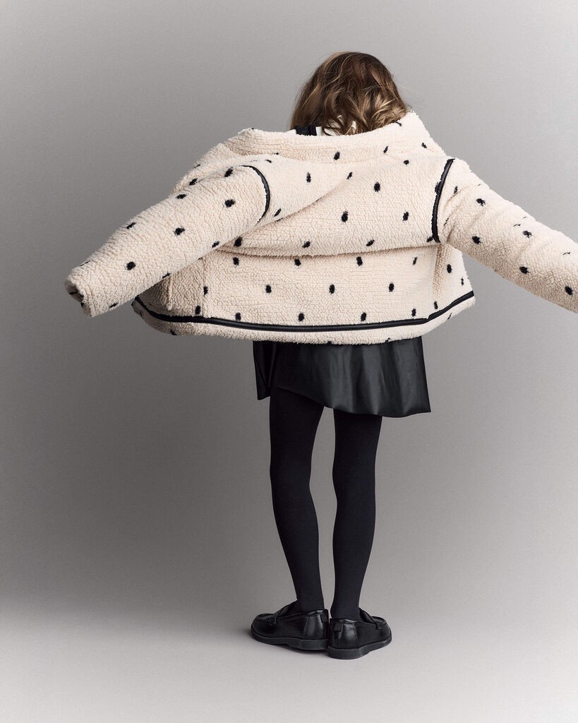 slide 4 of 7, Otteravenue Toddler Girl Polka Dot Sherpa Jacket - Ivory Ivory/Black 2T, 1 ct