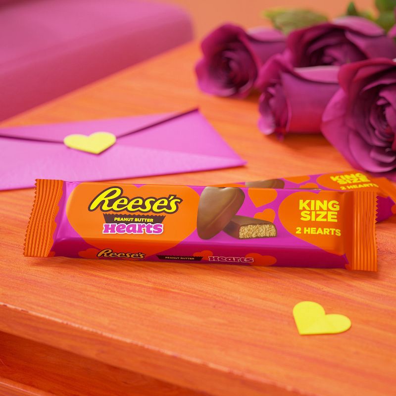 slide 6 of 7, Reese's Valentine's Day Peanut Butter Candy King Size - 2.4oz/2ct, 2.4 oz, 2 ct