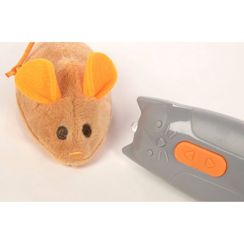 slide 3 of 7, SmartyKat Race 'N' Chase Remote Control Mouse Electronic Cat Toy, 1 ct
