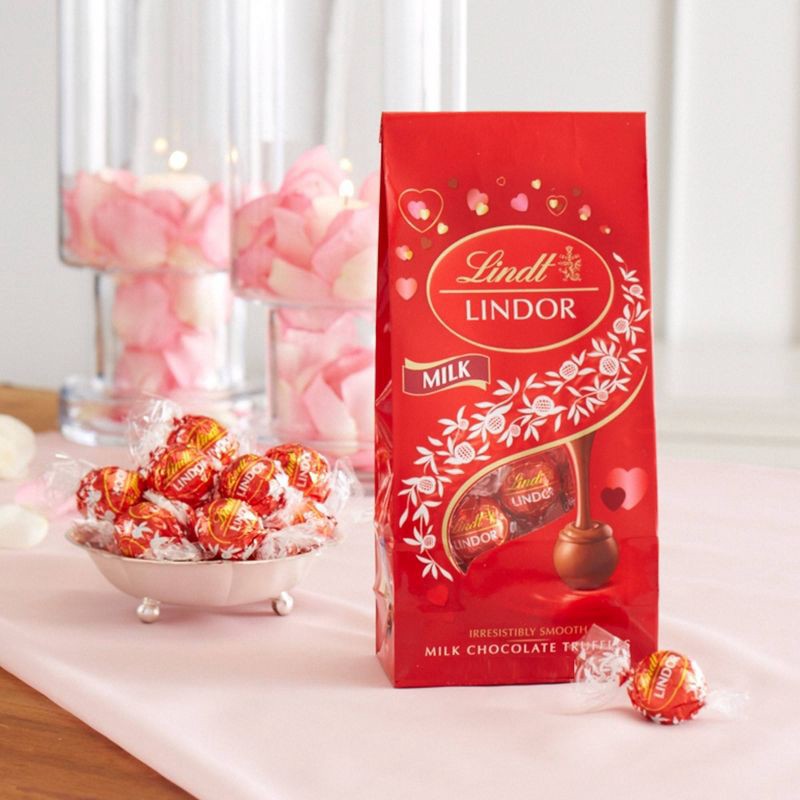 slide 8 of 9, Lindt Lindor Valentine's Milk Chocolate Truffles - 6oz, 6 oz