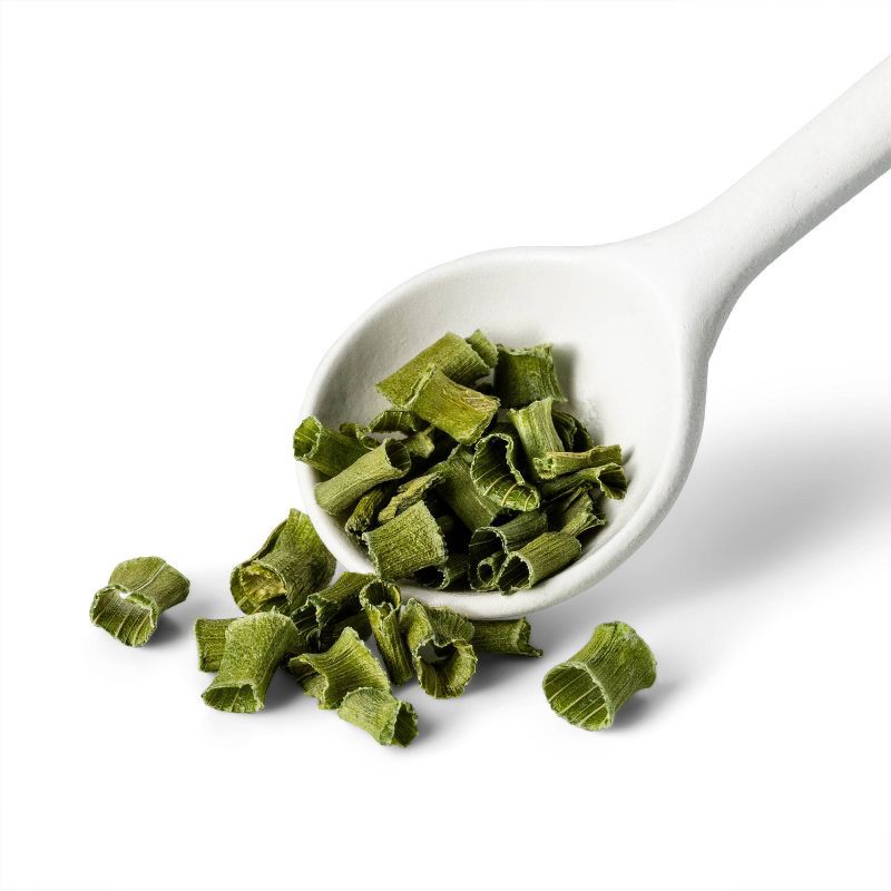 slide 2 of 3, Organic Chives - 0.1oz - Good & Gather™, 0.1 oz