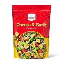 Cheese and Garlic Croutons - 5oz - Market Pantry™