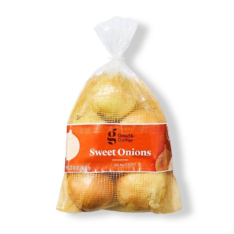 slide 1 of 4, Fresh Sweet Onions - 2lb Bag - Good & Gather™, 2 lb