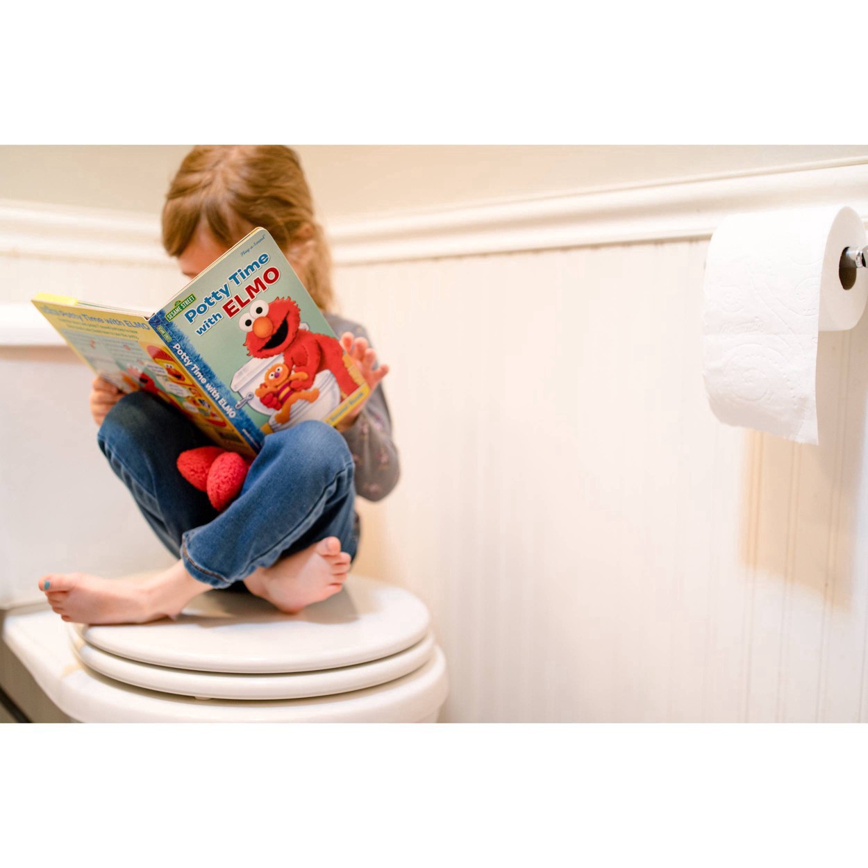 slide 9 of 23, Potty Time With Elmo (Board), 1 ct